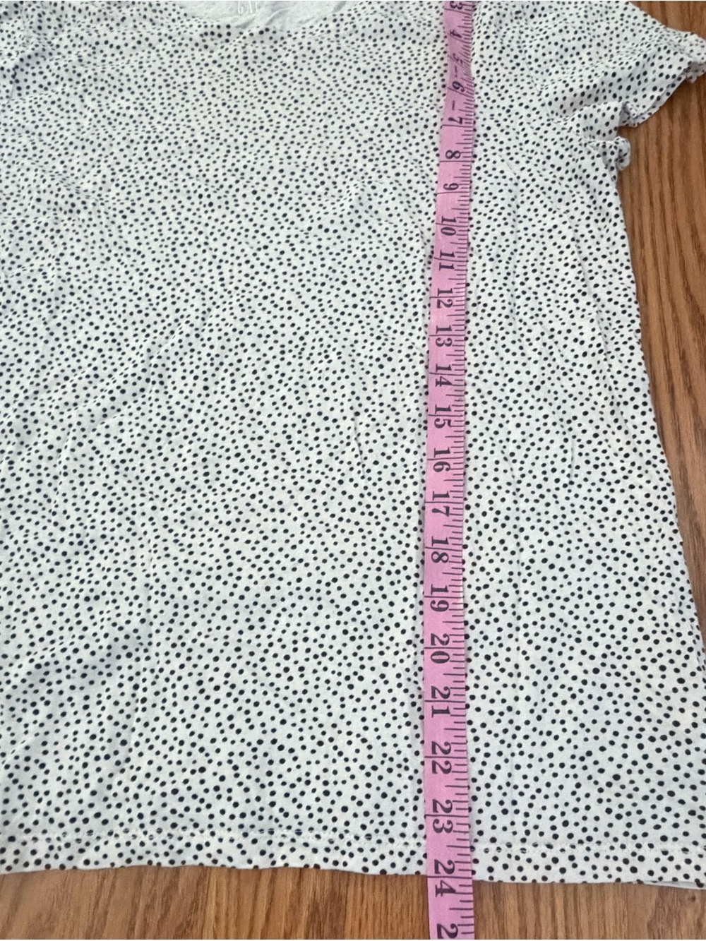 GAP White Crewneck Tee with Black Dot Print Size L - Picture 4 of 8